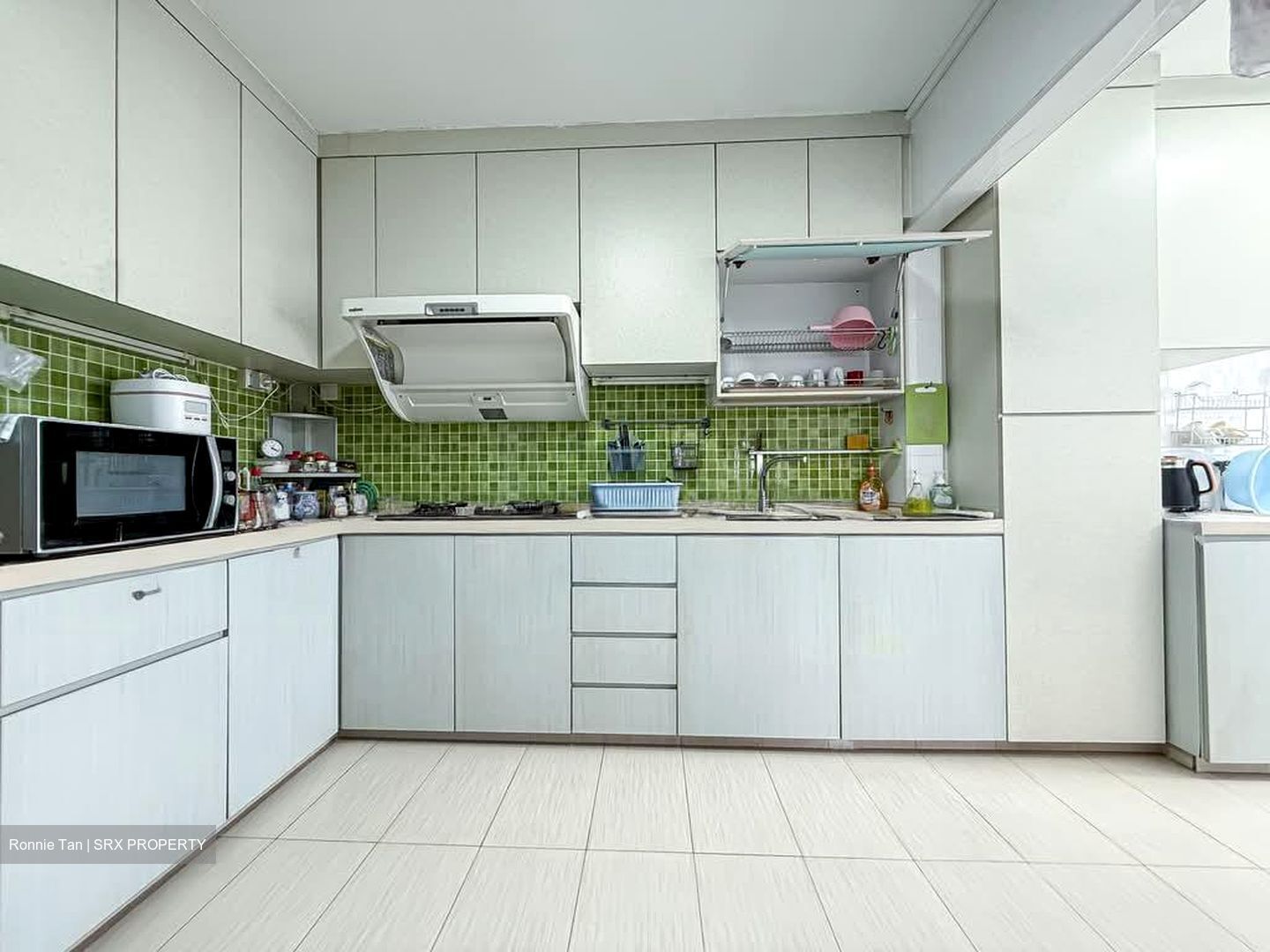 Blk 568 Hougang Street 51 (Hougang), HDB 4 Rooms #568305861